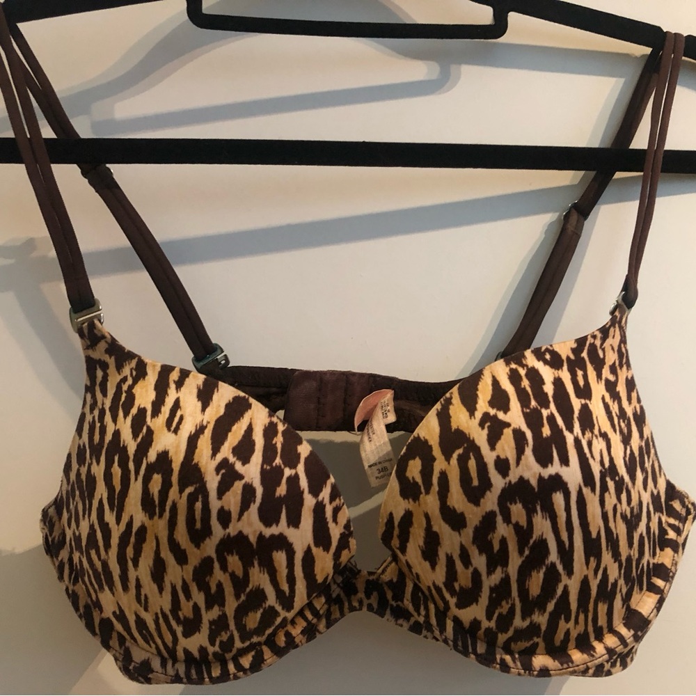 20/$20 VICTORIAS SECRET 34B